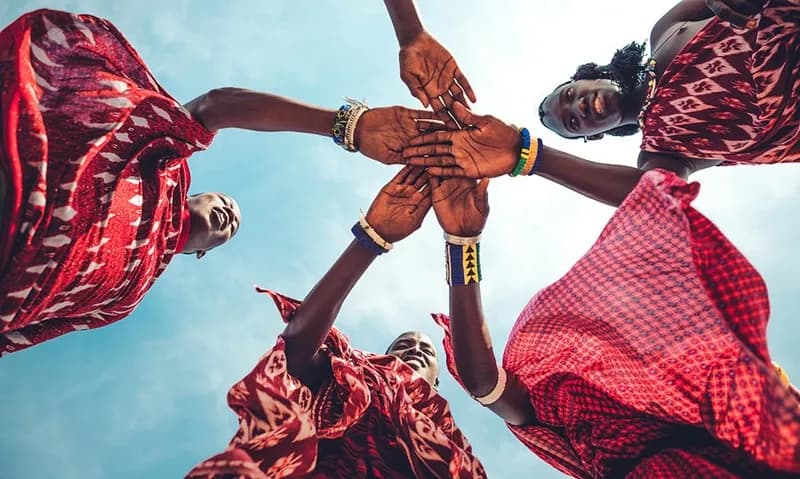 Choques Geracionais no Empreendedorismo em Angola: Oportunidades e Desafios